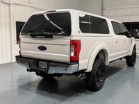 2017 Ford F-350 F350 F 350 Lariat 4X4 6.7L DIESEL /1-OWNER / LIFTED LIFTED Super + MM Investment Cars-Gladstone / WE SHIP NATIONWIDE - Image 8