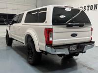 2017 Ford F-350 F350 F 350 Lariat 4X4 6.7L DIESEL /1-OWNER / LIFTED LIFTED Super + MM Investment Cars-Gladstone / WE SHIP NATIONWIDE - Image 9