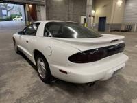 PONTIAC FIREBIRD FORMULA V8 LOW MILES NICE SEATTLE - Image 6