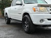 2005 Toyota Tundra Limited - 4WD / OFF ROAD TIRES / SUPER LOW MILES TUNDRA In Beaverton - Image 9