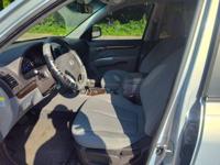 2010 Hyundai Santa fe Forest Park - Image 9