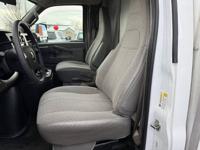 2023 CHEVROLET EXPRESS 3500 CUTAWAY 16 FOOT BOX TRUCK 6.6 V8 WHEAT RIDGE COLORADO - Image 7