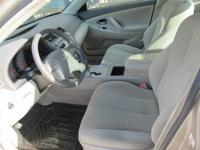 2009 TOYOTA CAMRY LE - Image 5