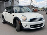 2011 Mini Cooper 2 Dr 6 Speed Manual Clean Car Fax 90.500 Miles Brooklyn
