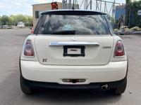 2011 Mini Cooper 2 Dr 6 Speed Manual Clean Car Fax 90.500 Miles Brooklyn - Image 8