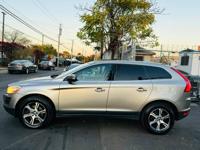 2012 Volvo xc60 AWD T6 Brooklyn - Image 5