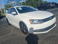 2012 VOLKSWAGEN JETTA WAUKEGAN, ILLINOIS - Image 4