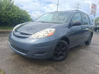 2008 TOYOTA SIENNA WAUKEGAN, ILLINOIS