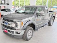2019 Ford F250 Super Duty Crew Cab XLT Pickup 4D 6 3/4 ft Shoreline - Image 4