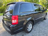 2009 CHRYSLER TOWN AND COUNTRY ZION ILLINOIS - Image 8