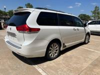 2011 Toyota Sienna 7-Passenger Minivan 4D Edmond @ Legacy Auto - Image 7