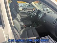 2016 Volkswagen Tiguan 4MOTION SE SUV Jamaica - Image 10