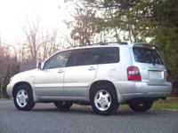 2005 Toyota Highlander Limited AWD 4dr SUV w/3rd Row East Brunswick, NJ - Image 4