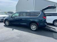 2025 CHRYSLER VOYAGER WHEELCHAIR VAN! FACTORY DIRECT PRICING! SAVE BIG PORTLAND - Image 4