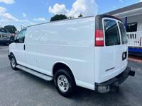 2017 GMC Savanna 2500 3/4 work cargo van 199k Winder, - Image 5