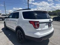 2017 Ford Explorer AWD one owner 3rd row SUV 84k miles + Heated seats Merrillville, Indiana - 219-307-0109 - Image 3
