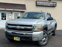2011 CHEVROLET SILVERADO !! WE FINANCE! WE DELIVER! 5.3L V8! FEASTERVILLE