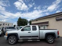 2011 CHEVROLET SILVERADO !! WE FINANCE! WE DELIVER! 5.3L V8! FEASTERVILLE - Image 4