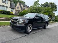 ************ 2019 CHEVROLET SUBURBAN 1500 4WD LT ******* queens