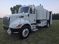 2016 Peterbilt 337 Lube Fuel Service Maintaner Maintenance Truck Non C - Image 3