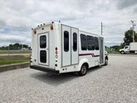 NON CDL 2010 Ford E-350 Shuttle Bus Kansas City - Image 7