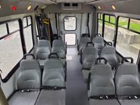 NON CDL 2010 Ford E-350 Shuttle Bus Kansas City - Image 10
