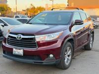 2015 Toyota Highlander XLE San Diego - Image 2