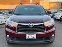 2015 Toyota Highlander XLE San Diego - Image 4