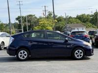 2013 Toyota Prius Two 4dr Hatchback CRYSTAL AUTO SALES INC ~ 2204 Nolensville Pike NASHVILLE - Image 5