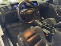 2014 Hyundai Genesis Coupe 3.8 R-SPEC Coupe Hamner Ave. Norco, CA 92860 - Image 9