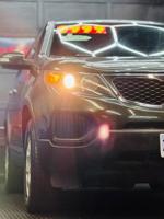 2011 Kia Sorento - Spacious and Affordable ~ Only 109K Miles! New Tires! - Image 4