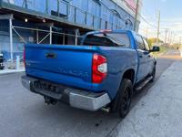 2016 TOYOTA TUNDRA SR5 CREW CAB Staten Island NY - Image 9