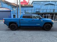 2016 TOYOTA TUNDRA SR5 CREW CAB Staten Island NY - Image 10