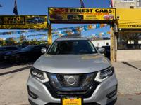 2017 Nissan Rogue SL AWD Staten Island - Image 4