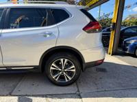2017 Nissan Rogue SL AWD Staten Island - Image 8