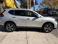 2017 Nissan Rogue SL AWD Staten Island - Image 10