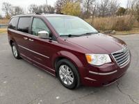 2009 Chrysler Town & Country Limited HANDICAP VAN! 4.0L 60K Philadelphia - Image 4