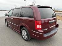 2009 Chrysler Town & Country Limited HANDICAP VAN! 4.0L 60K Philadelphia - Image 8