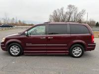 2009 Chrysler Town & Country Limited HANDICAP VAN! 4.0L 60K Philadelphia - Image 9