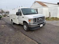 **2022 Ford E-350 w/ 11 Foot Knapheide Service Body!! 1 Owner!! Lancaster Ave., Malvern, PA - Image 3
