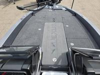 2026 Vexus DVX 22-S with 400hp Mercury V10!! Faribault - Image 8