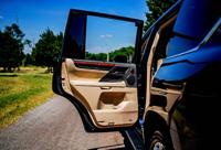 Exceptional 2017 Lexus LX 570 One Owner - Image 5