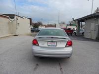 2001 FORD TAURUS SEL 4 DOOR SEDAN Steger Illinois - Image 7