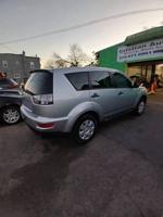 2010 mitsubishi outlander philadelphia - Image 4