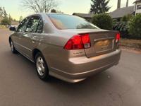 2005 Honda Civic hybrid Vancouver - Image 4