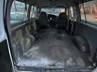 E-150 VAN* 86,000 Miles*CLICK TAB at Bottom RIGHT to see more ads/cars HAMMOND - Image 7