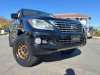 2010 Lexus LX 570 w/ Old Man Emu Suspension 1 ORIGINAL OWNER! BFG! Miramar Motorsports - Image 8