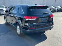 2016 Kia Sorento 2.4L LX BUY HERE PAY HERE & CREDIT UNION FINANCE (928)-750-2502 - Image 6