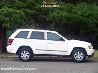2010 Jeep Grand Cherokee Laredo 4x4 4dr SUV East Brunswick, NJ - Image 6
