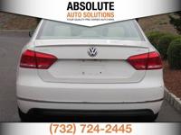 2014 Volkswagen Passat 1.8T SEL Premium PZEV 4dr Sedan 6A Volkswagen Passat Sedan - Image 9